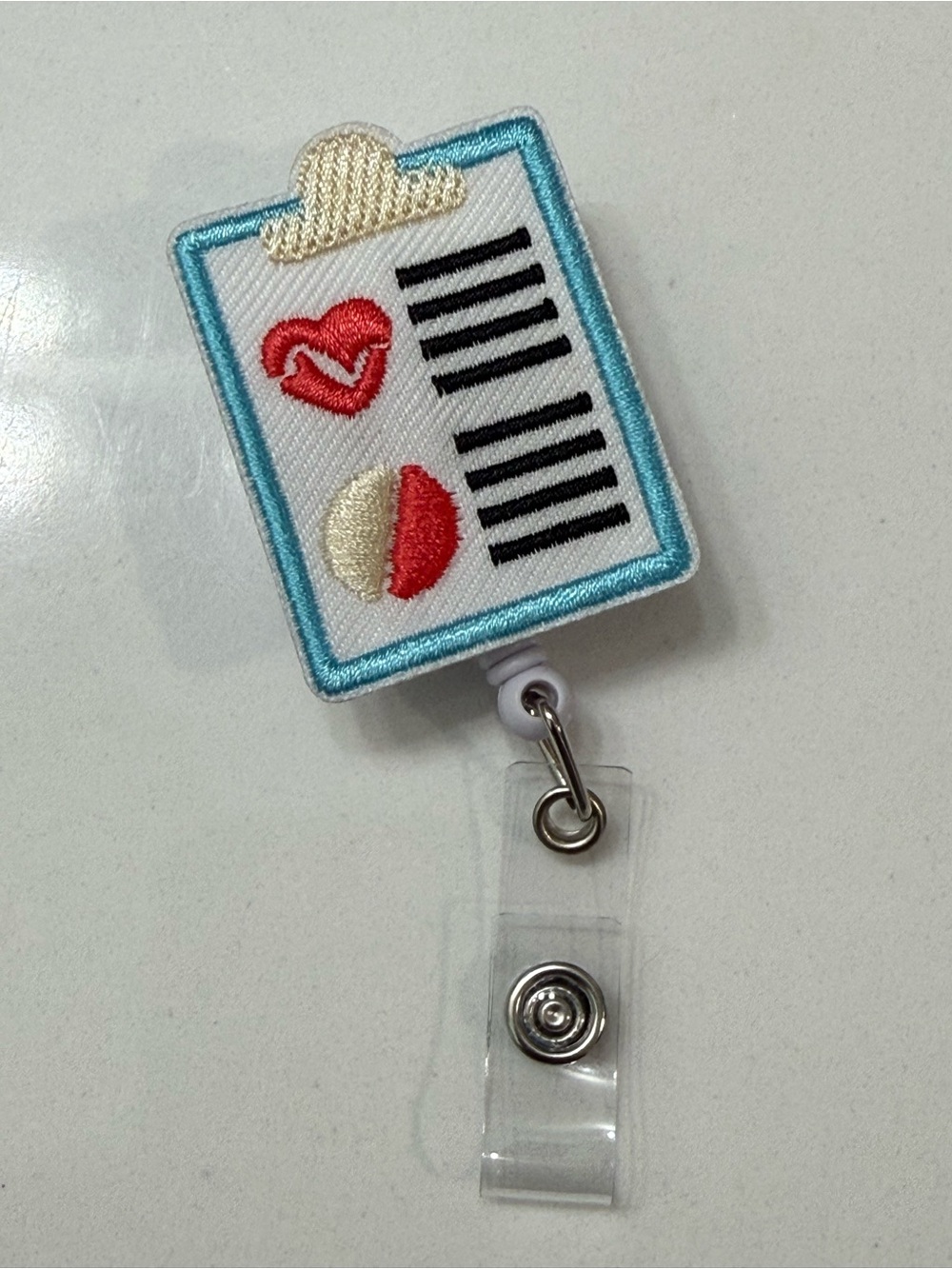 NWOT Medical Chart Badge Reel Nurse ID Holder